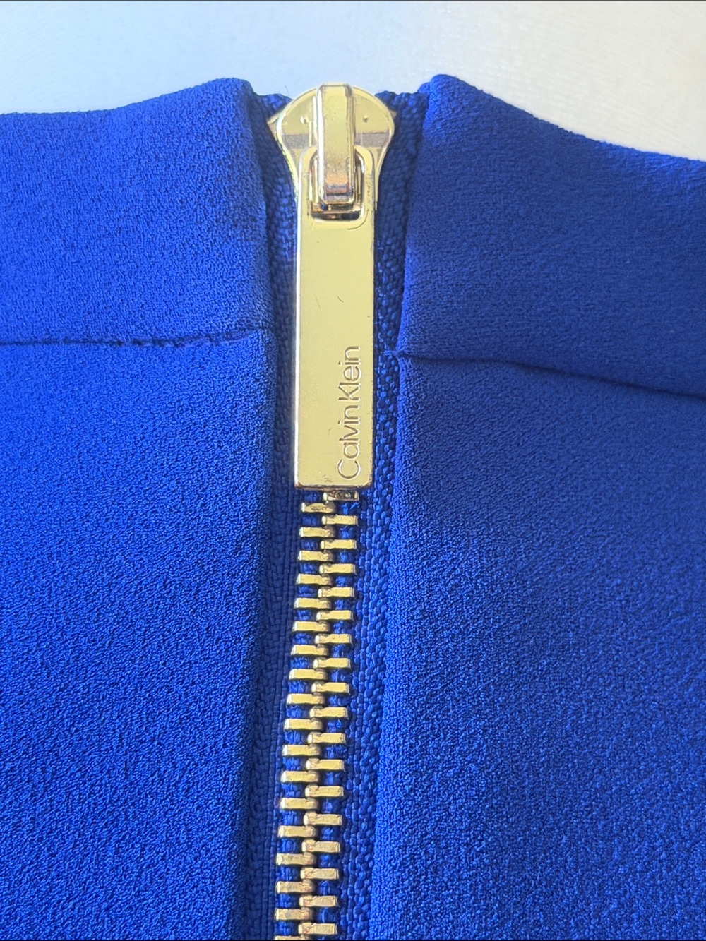 CALVIN KLEIN Royal Blue Tie Neck Sheath Dress Sleeveless Women’s Size 10 - Picture 4 of 13